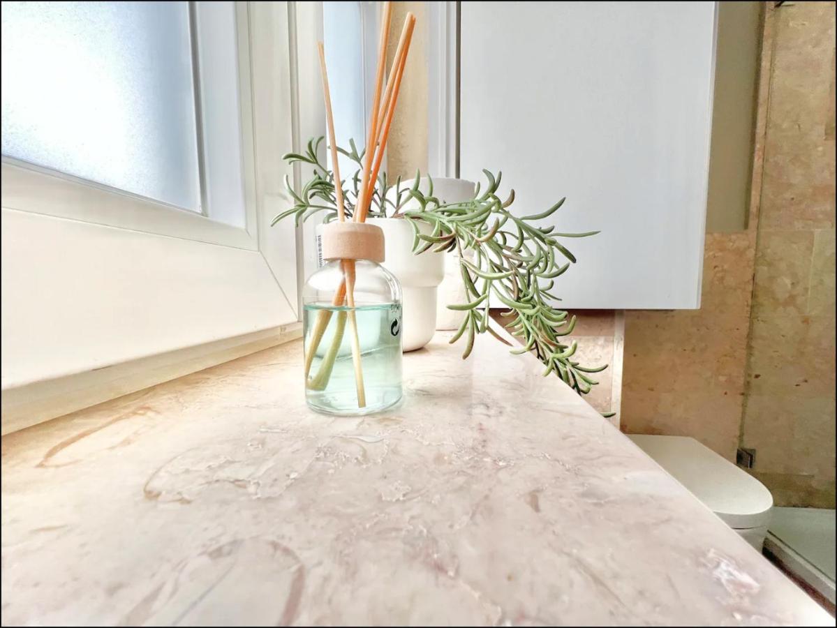 Vila Rosario 3 Studios With Patio By Homeful Homes Lisboa Εξωτερικό φωτογραφία